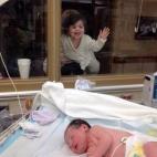 5c8aa7e5360000a61b6bcfb5