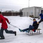 5c8aba34250000580681a1b0