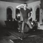 5c8aba66250000580681a226