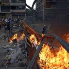 5c8a930724000093024c04f2