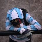 5c8a930a2400000a05a33fa4