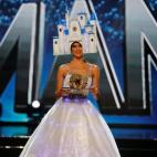 5c8abab2250000580681a30a