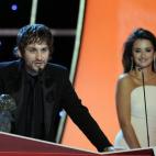 Raúl Arévalo se estrena esta 31ª edición como director con Tarde para la ira (una de las favoritas en las quinielas, por cierto), pero no es ningún novato recogiendo estatuillas. El actor (y su pelazo) alzaban el premio a Mejor actor de re...