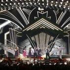 5c8ab10120000043046f906b