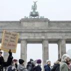 5c8a5704360000ba1a6b5b2d