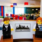 5c8ab00120000045046f8ec0