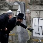 5c8a51bb36000006186b53cd