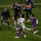 5c8a684e230000dd042310bd