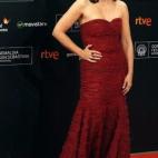 5c8b35f2240000f404a45b6f