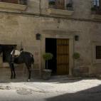 MÁS INFORMACIÓN: - Página web del hotel - Opiniones y precios comparados en Tripadvisor Dirección: Los Caños, 29, 10892 San Martín de Trevejo, Cáceres, España