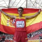 5c8b3d87230000d504246f53