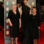 Gemma Arterton, Eileen Pullen y Sheila Douglass.