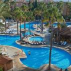 MÁS INFORMACIÓN: - Página web del hotel - Opiniones y precios comparados en Tripadvisor Dirección: Ctra Cala Bona-Costa los Pinos s/n, 07559 Cala Bona, Mallorca, España