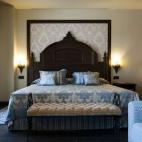 MÁS INFORMACIÓN - Página web del hotel - Ficha de Booking Dirección: Avenida Alcalde Pere Molas, s/n, 43840 Salou, Tarragona, España