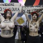 5c8a654b230000dd04230cf9