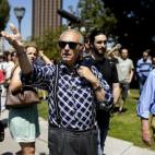 5c8aa0f42000009d036f6bfe