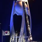 5c8a5f0f24000093024bc6bd