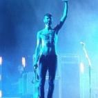 5c8b6daa200000450470bc08