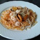 La pasta no est&aacute; re&ntilde;ida con la salud, muestra de ello es esta receta, ideal para un almuerzo r&aacute;pido y nutritivo. Consulta todos los ingredientes de este plato aqu&iacute;.