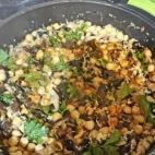 A pesar de lo ex&oacute;ticos que puedan sonar sus ingredientes, este plato est&aacute; listo en tres sencillos pasos. Consulta todo lo que hace falta para hacerlo en esta receta.