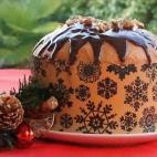 Este panettone es ideal para darte un capricho o para regalar a una persona con diabetes. Est&aacute; edulcorado con stevia y relleno de trozos chocolate y frutos secos. Consulta en la receta los pasos para hacerlo.