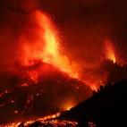 R&iacute;os de lava y monta&ntilde;as de fuego