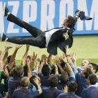 5c8b72fc3b000054066d9ce3