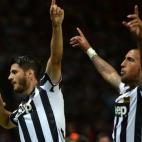 5c8b730e240000f404a4be90