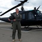 Ekaterine Kvlividze, de 30 a&ntilde;os, capitana, piloto de helic&oacute;pteros de de la Fuerza A&eacute;rea de Georgia desde 2007, retratada en Tbilisi. &quot;Al principio sent&iacute; que me abordaban con iron&iacute;a, de forma c&iacute;nica,...