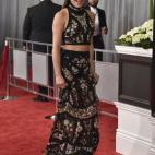 5c8abeeb250000bd0581abe7