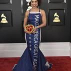 5c8abeed250000520681abef