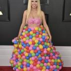 5c8abeed2400000a05a39cbf