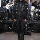 5c8abf88360000c81a6c003d