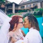 5c8b7955230000040124d381