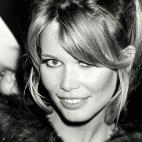 En septiembre de 1992, en una retrospectiva de Valentino