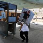 5c8a54ca3b000037066bda27