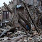 5c8b8064230000dd0424e5a7