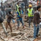 5c8b8067230000dd0424e5ab