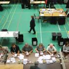 5c8a51d7260000e804fe3365