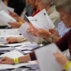 5c8a51d9260000ea04fe3369