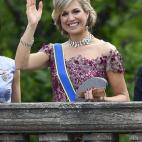 5c8aa1a22500000a06816c6d