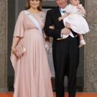 5c8aa1a32500000704c95208