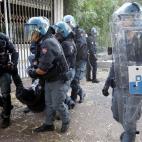 5c8aa1c12500005806816cb7