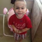 "Orgulloso hermano mayor"