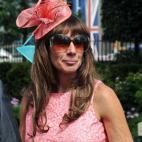 5c8b60932000009e04709b4a