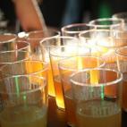 5c8af383230000d50423f627