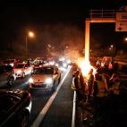 5c8a41d5360000a61b6b3c6e