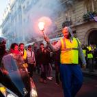 5c8a41d5230000040122dc93