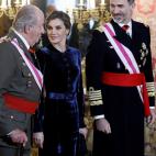 5c8a4b99250000520680f542