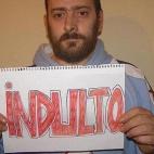 Edmundo, padre de David Reboredo, no entendía “cómo su hijo, un extoxicómano completamente rehabilitado, podía entrar en prisión mientras el gobierno indultaba a banqueros”. 202.282 personas firmaron su petición para que no tuviera que...